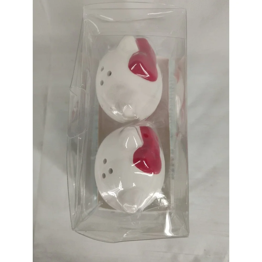 Hello Kitty Christmas Ceramic Salt and‎ Pepper Shakers Sanrio New! Rare 2023